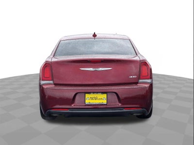 2019 Chrysler 300 Touring