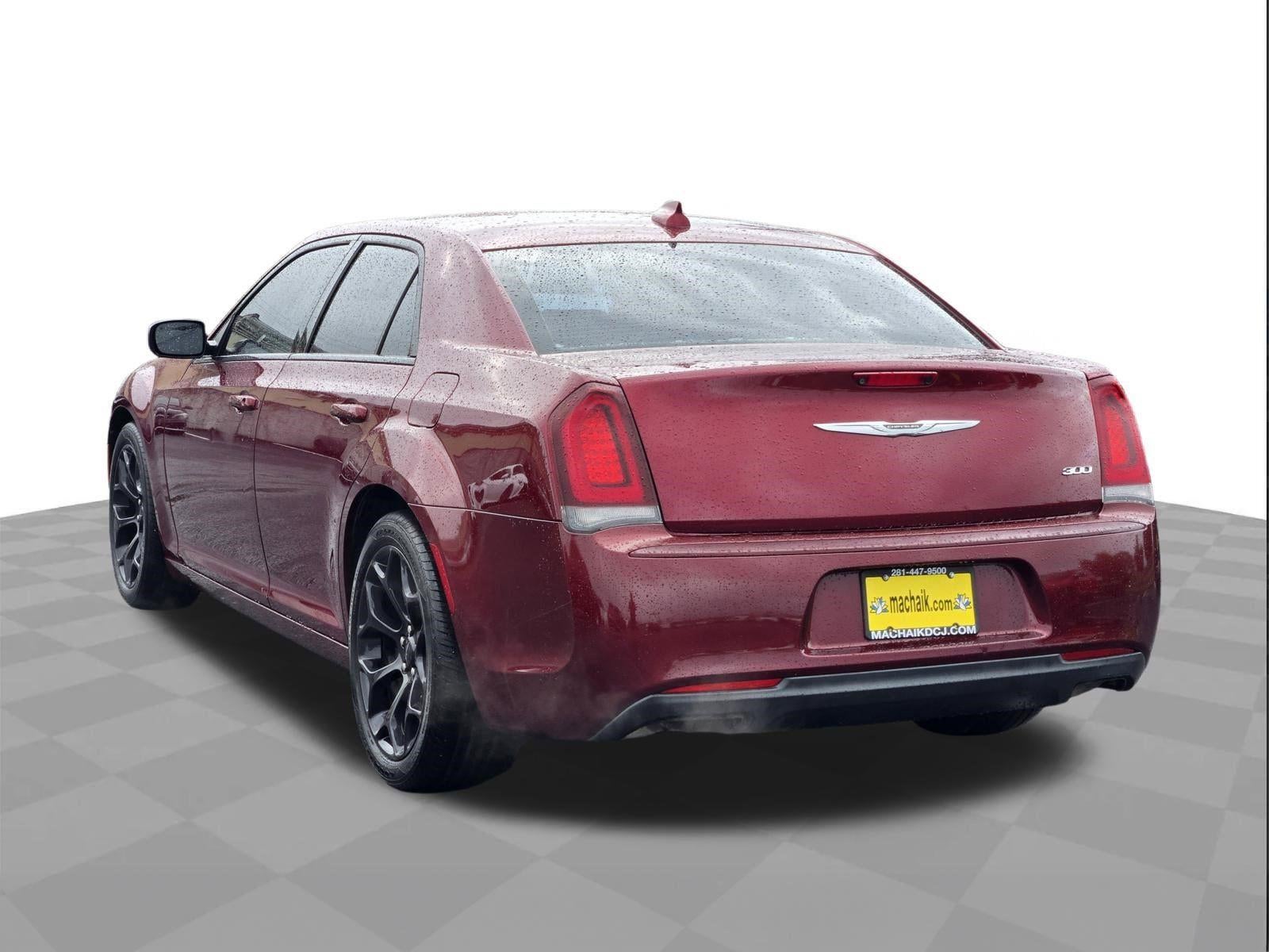 2019 Chrysler 300 Touring