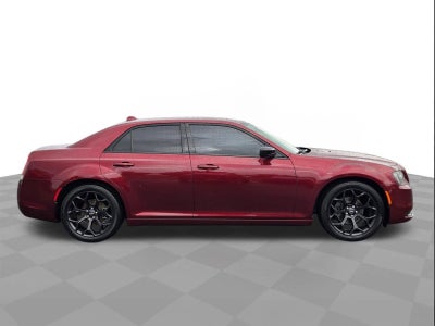 2019 Chrysler 300 Touring