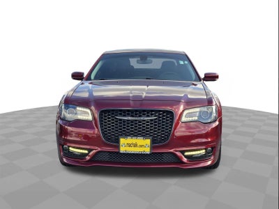 2023 Chrysler 300 Touring L