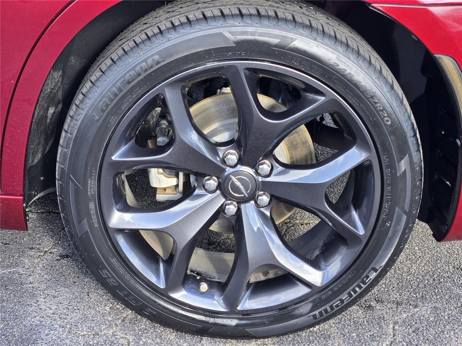 2023 Chrysler 300 Touring L