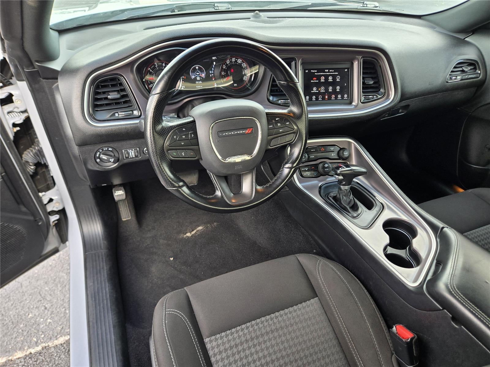 2021 Dodge CHALLENGER SXT