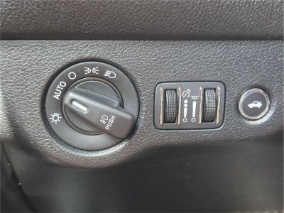 2018 Dodge Challenger SXT Plus