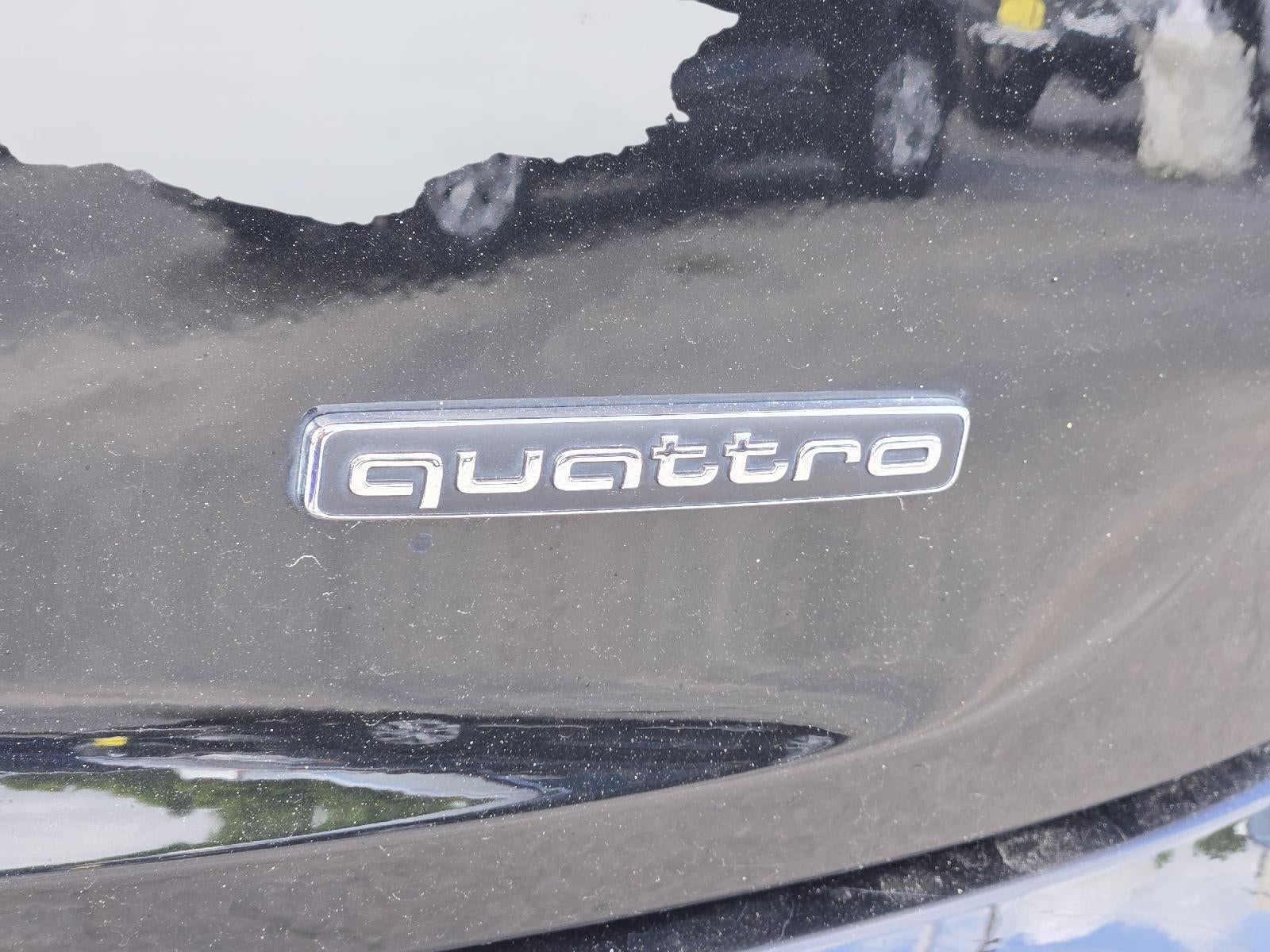 2022 Audi Q5 S line Premium Plus
