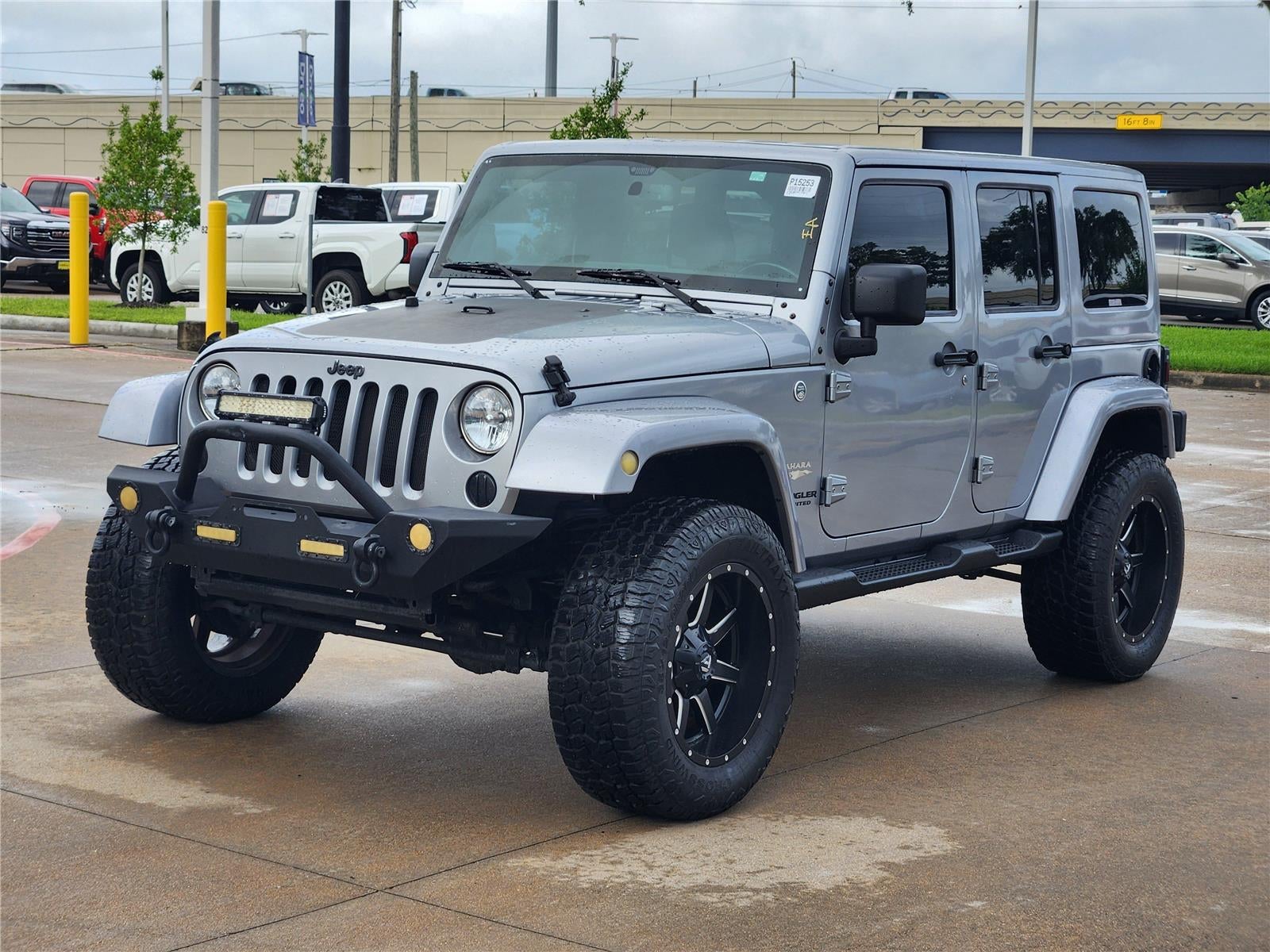 2015 Jeep WRANGLER UNLIMITED Sahara
