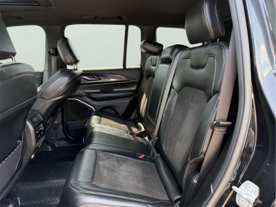 2022 Jeep Grand Cherokee Altitude