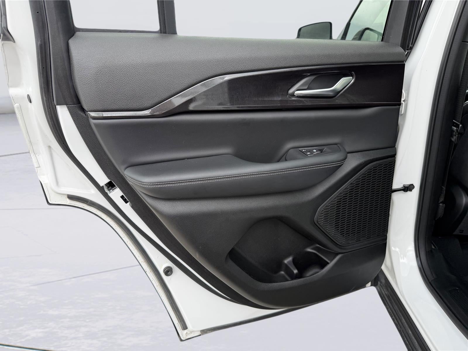 2023 Jeep GRAND CHEROKEE Altitude 4x4