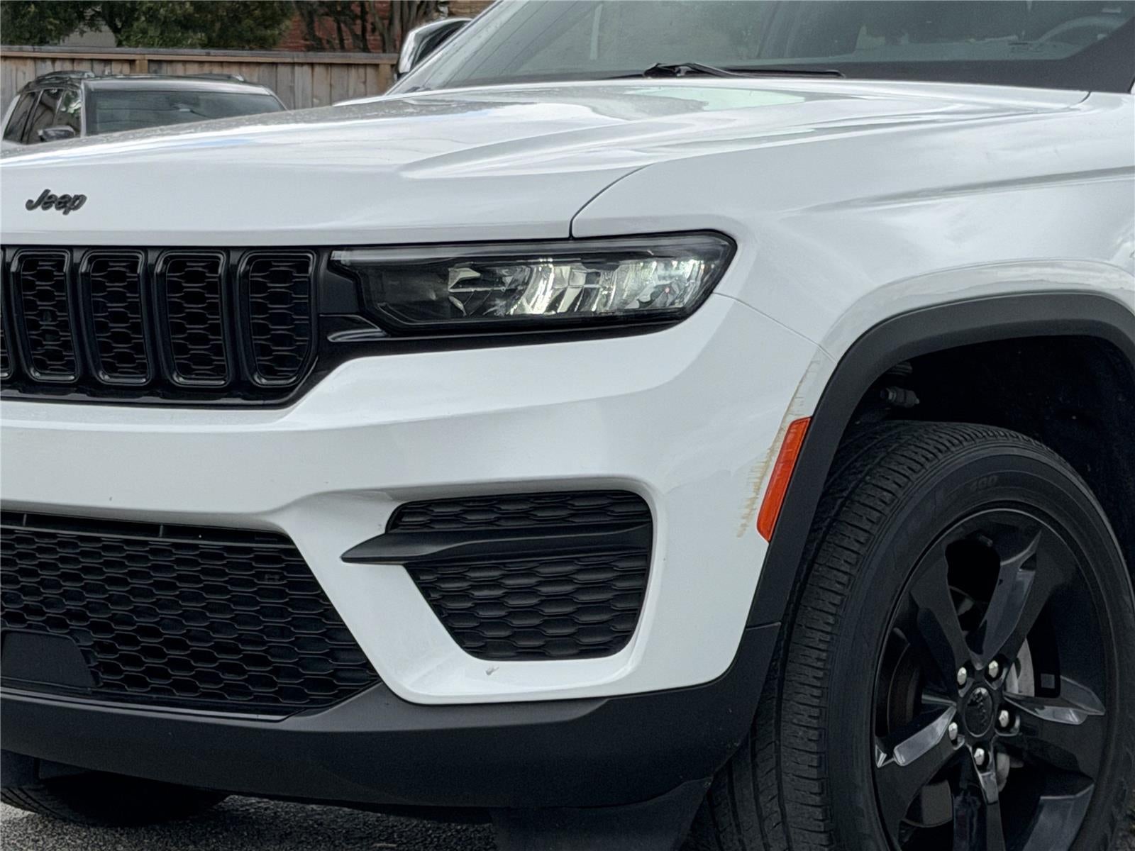 2023 Jeep GRAND CHEROKEE Altitude 4x4
