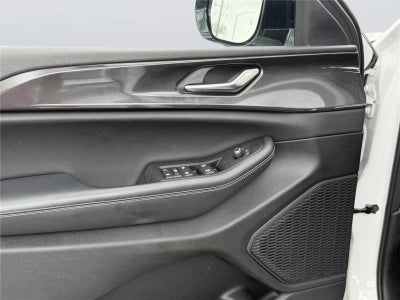 2023 Jeep GRAND CHEROKEE Altitude 4x4