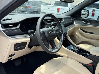 2023 Jeep Grand Cherokee L Limited 4x2