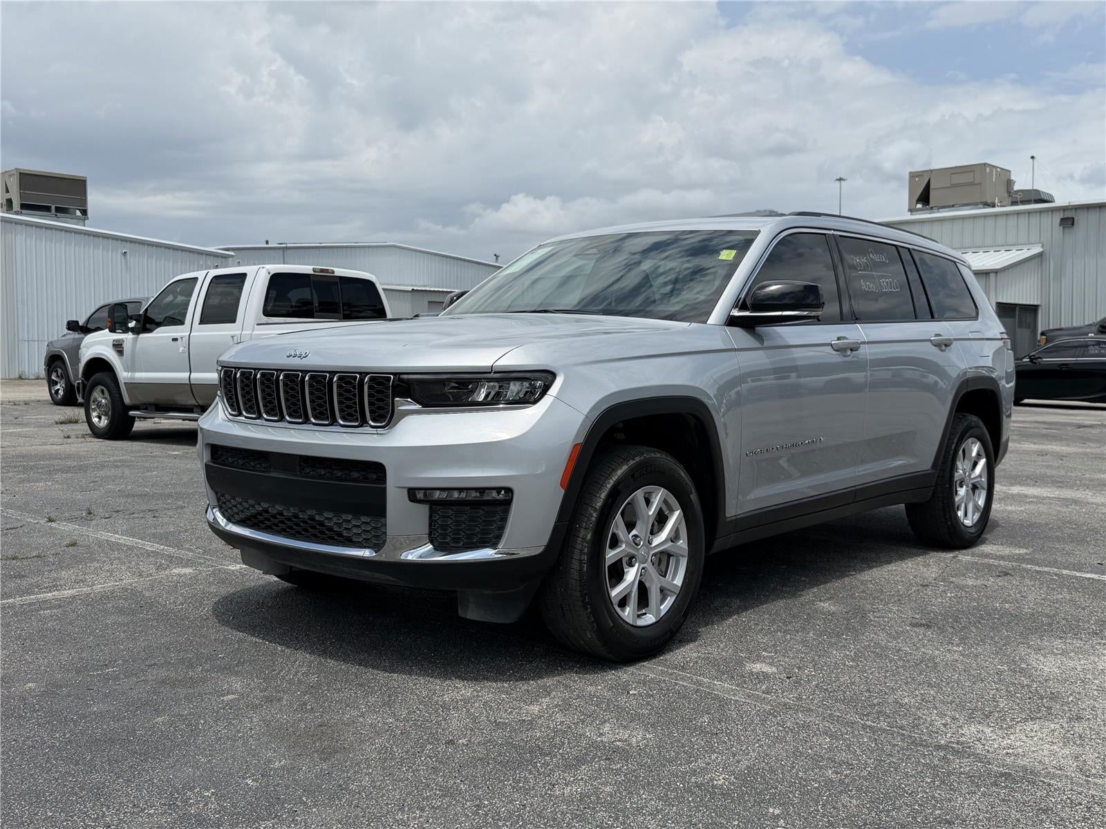 2023 Jeep Grand Cherokee L Limited 4x2
