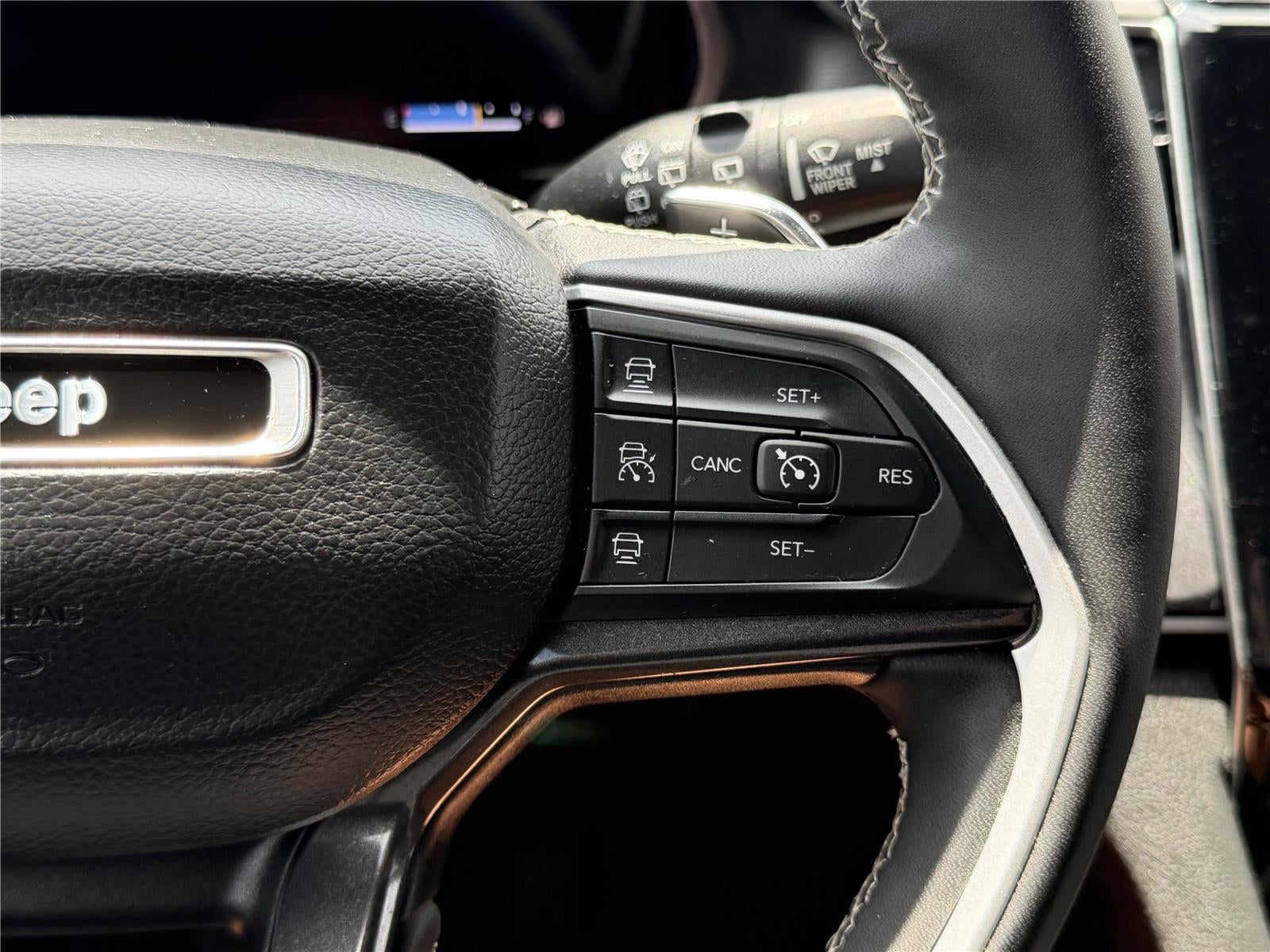 2023 Jeep Grand Cherokee L Altitude 4x4