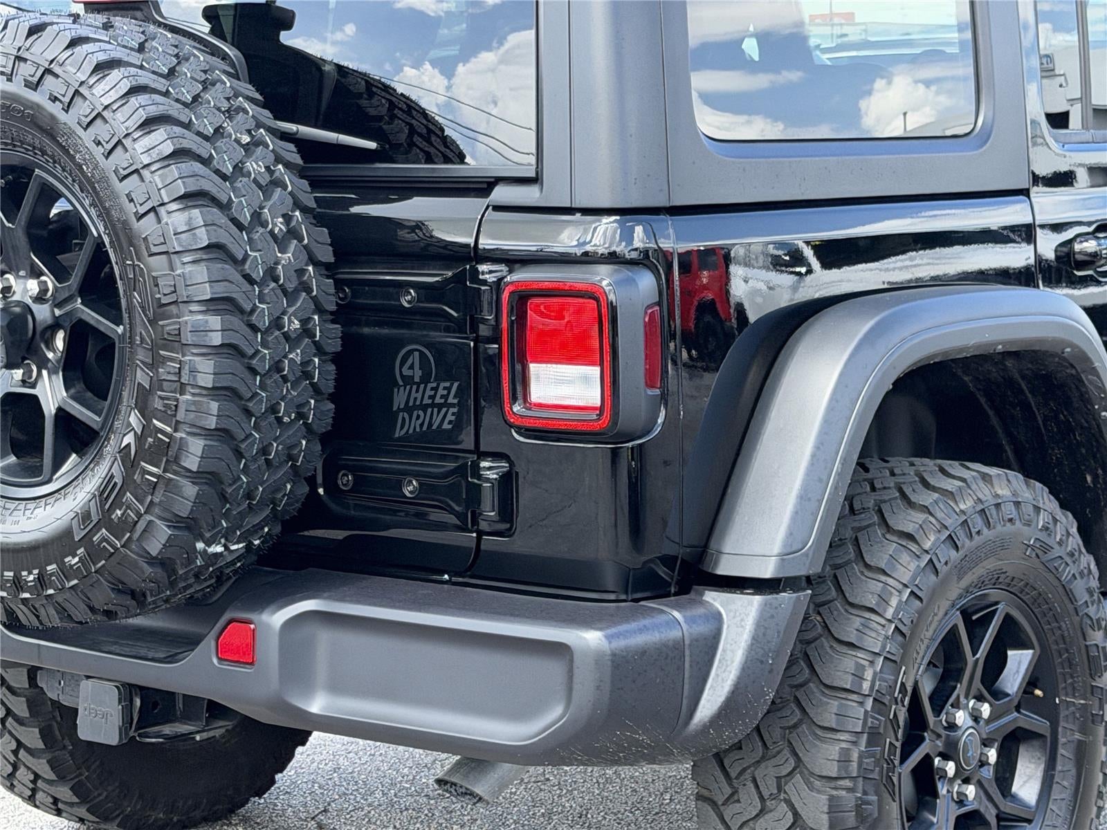2025 Jeep Wrangler 4xe Willys
