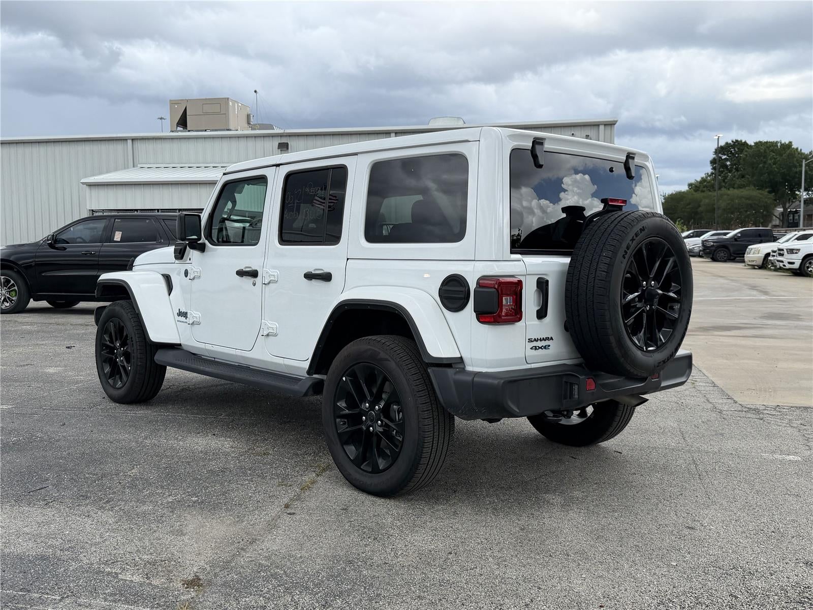 2025 Jeep Wrangler 4xe Sahara
