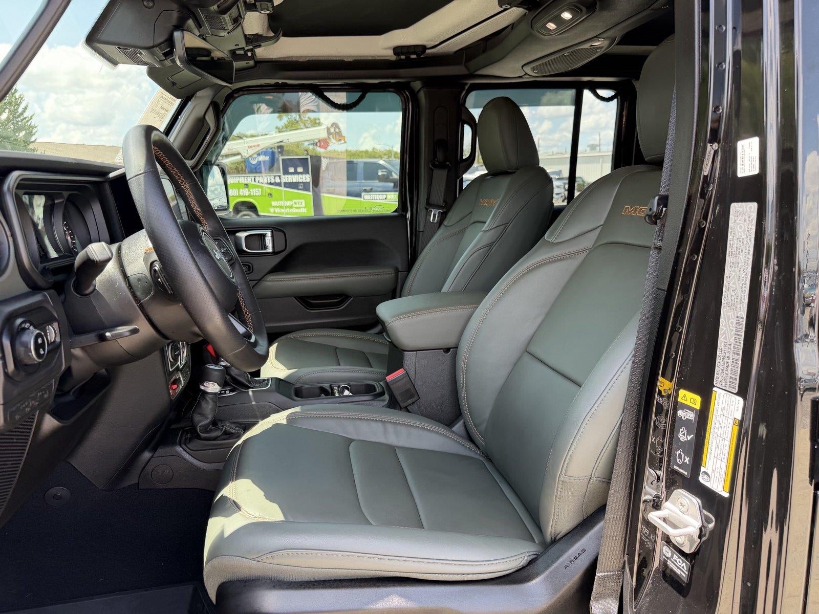 2025 Jeep Gladiator Mojave X