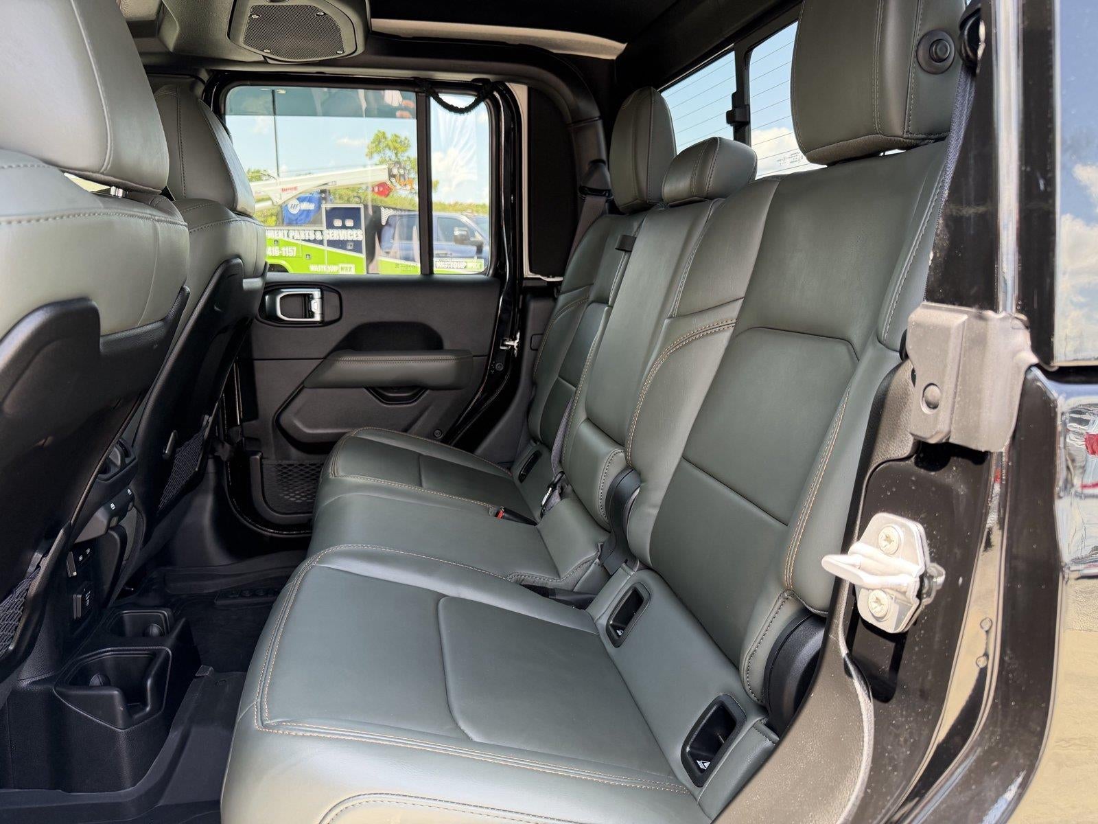 2025 Jeep Gladiator Mojave X