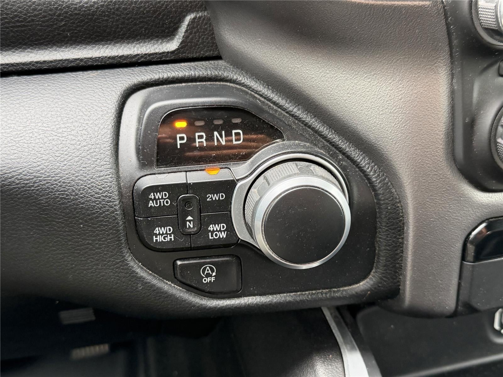 2020 RAM 1500 Lone Star Crew Cab 4x4 5'7' Box