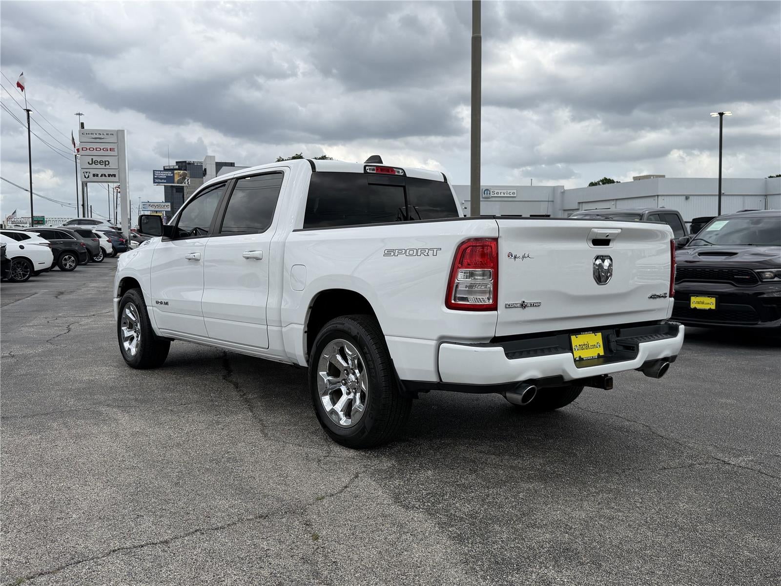 2020 RAM 1500 Lone Star Crew Cab 4x4 5'7' Box