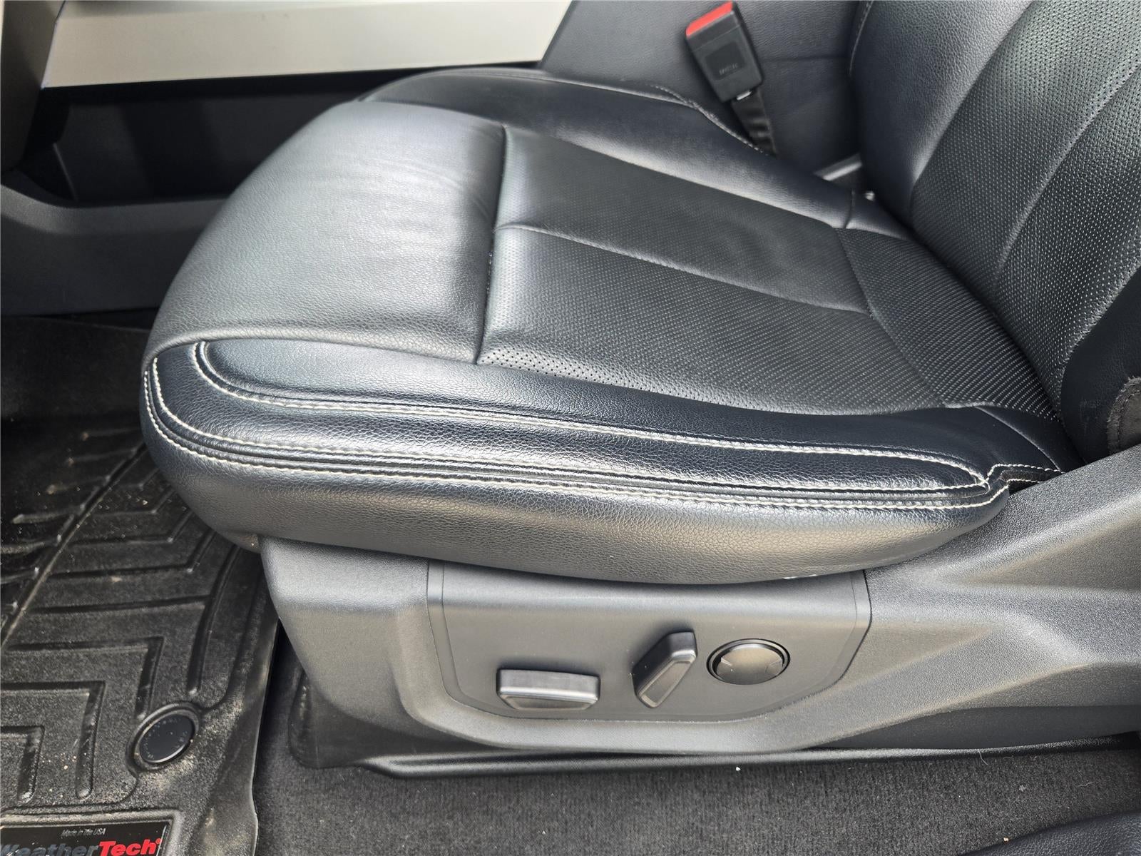 2022 Ford F250 PU LARIAT