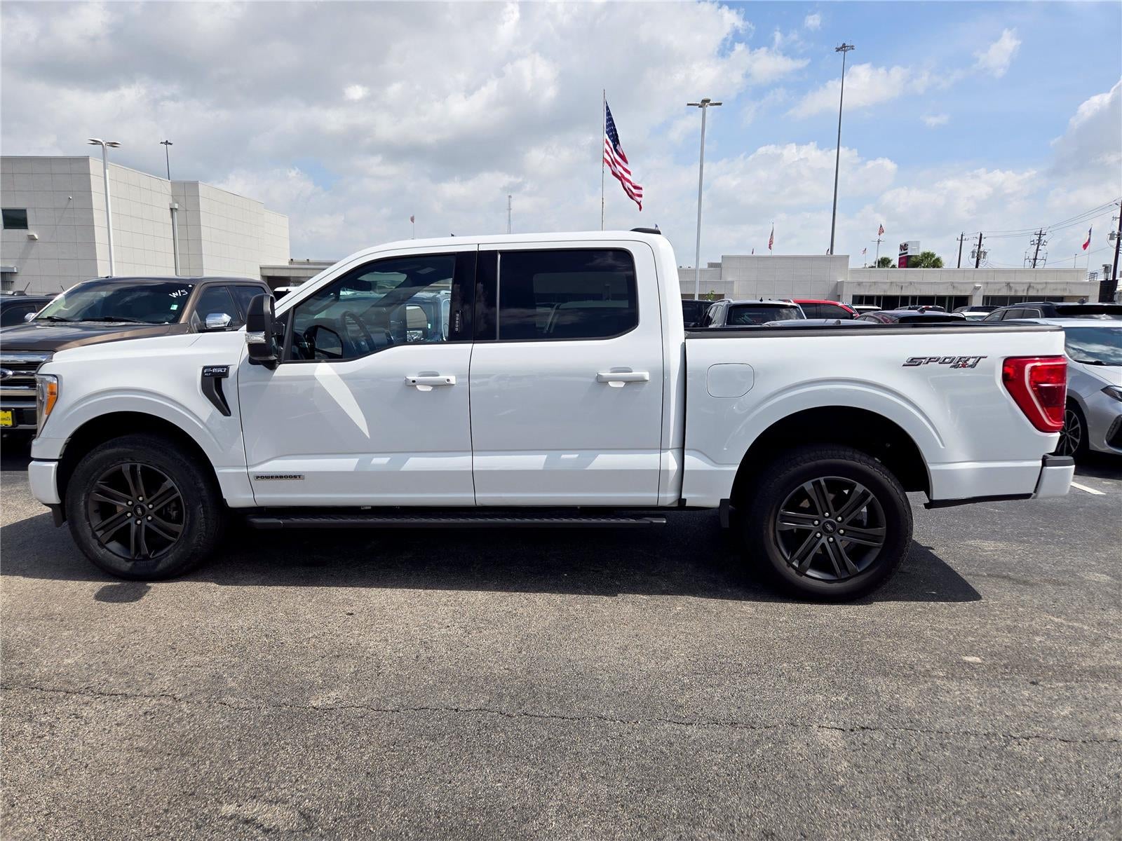 2023 Ford F150 XLT