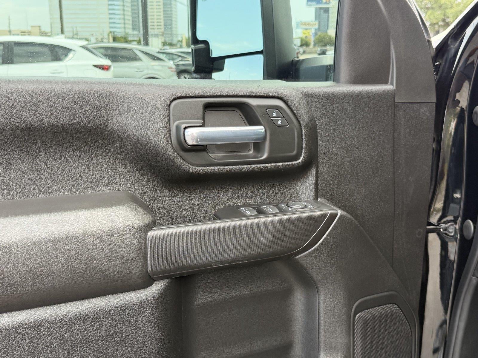 2024 Chevrolet Silverado 2500Hd Custom