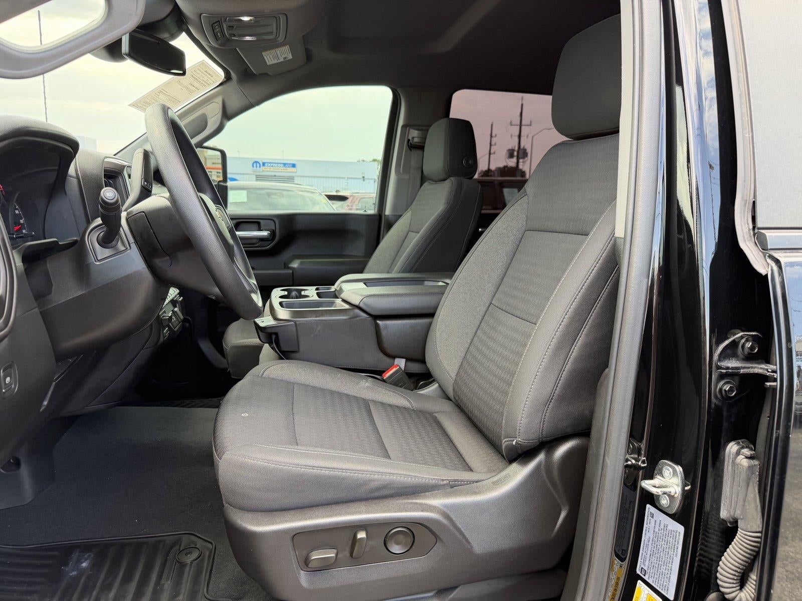 2024 Chevrolet Silverado 2500Hd Custom
