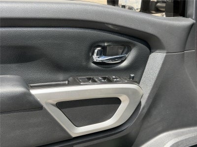 2018 Nissan TITAN SV