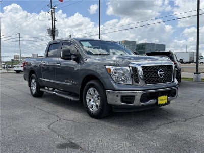 2018 Nissan TITAN SV