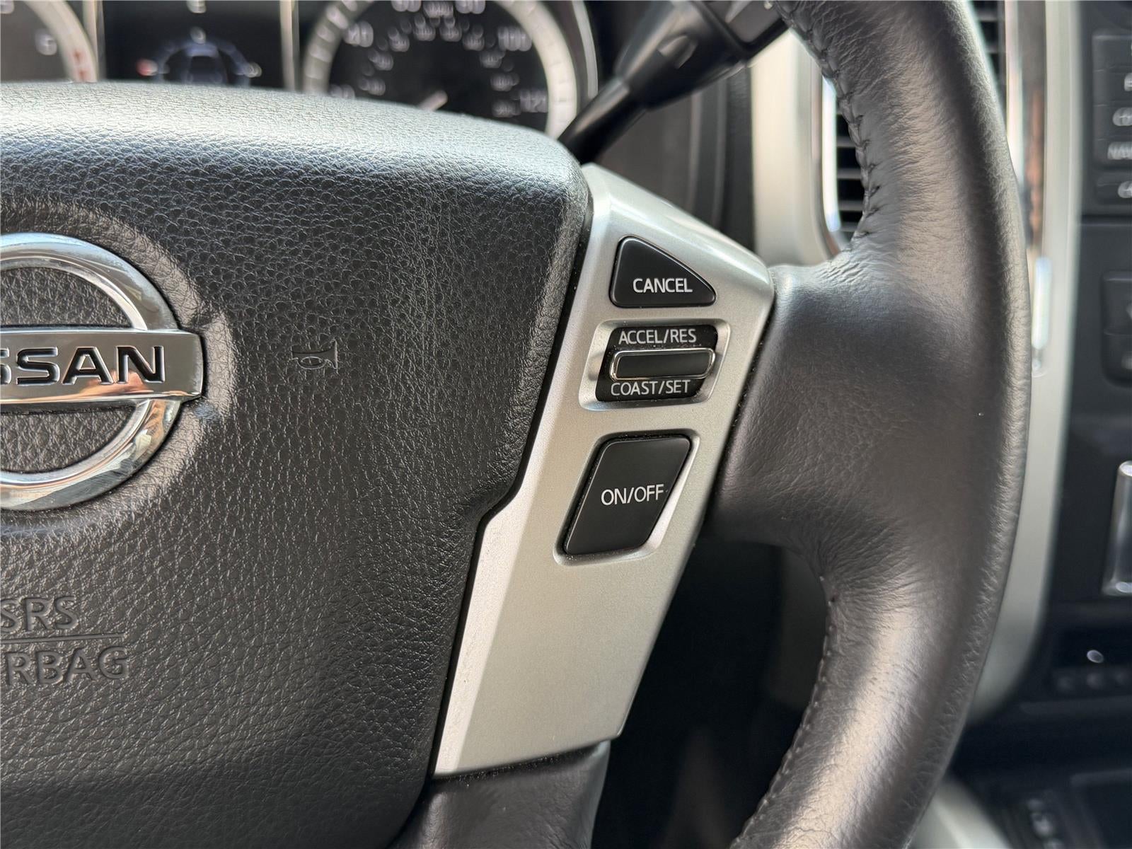 2018 Nissan TITAN SV