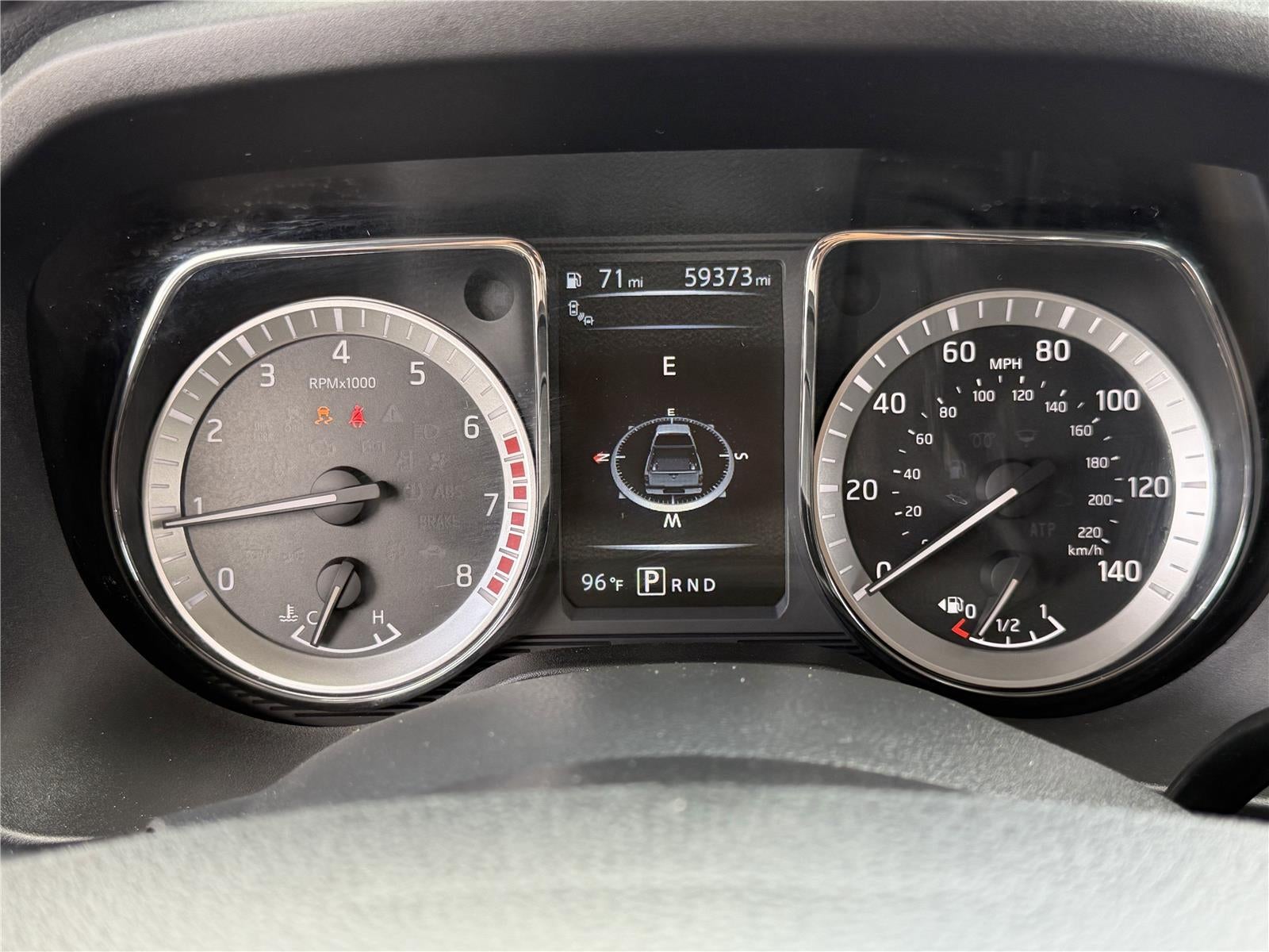 2018 Nissan TITAN SV