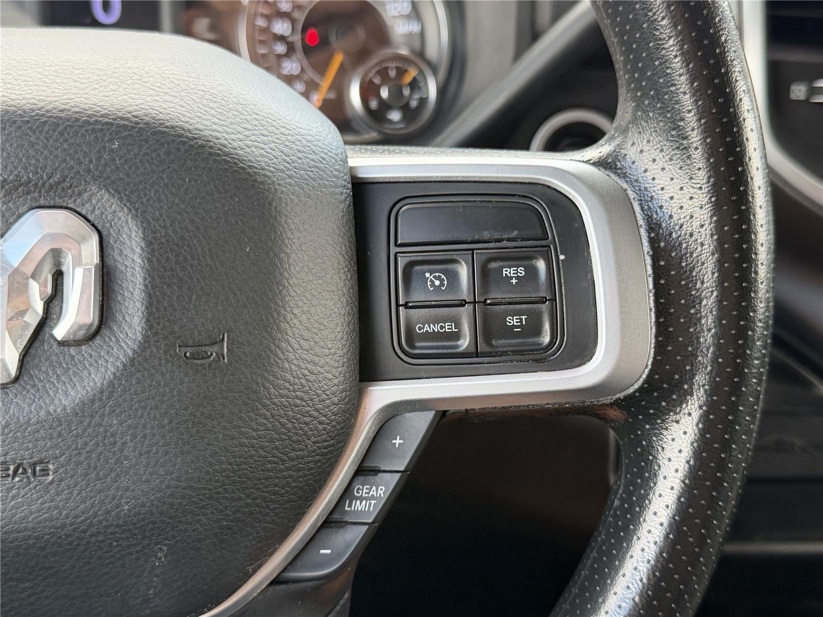 2020 RAM 3500 Big Horn Crew Cab 4x4 8' Box