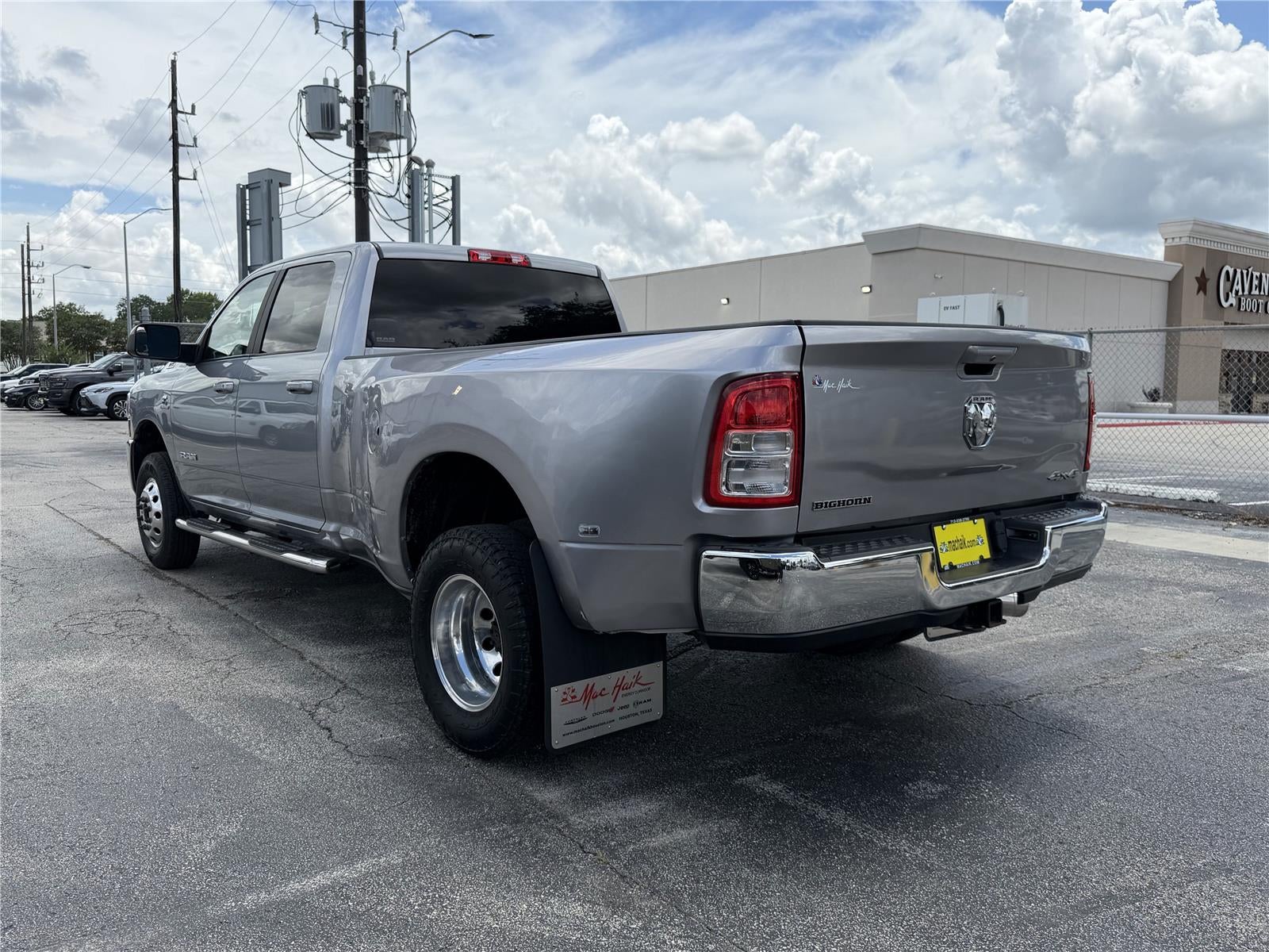 2020 RAM 3500 Big Horn Crew Cab 4x4 8' Box