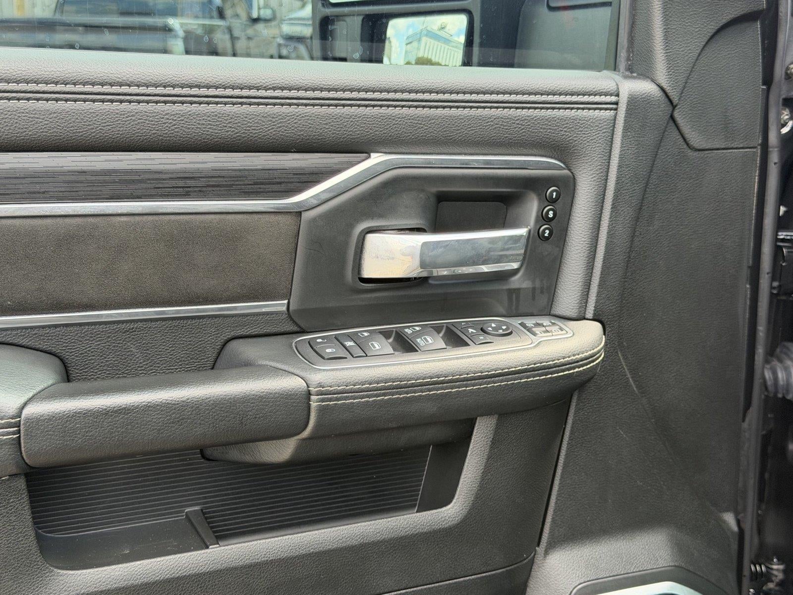 2024 RAM 3500 Laramie