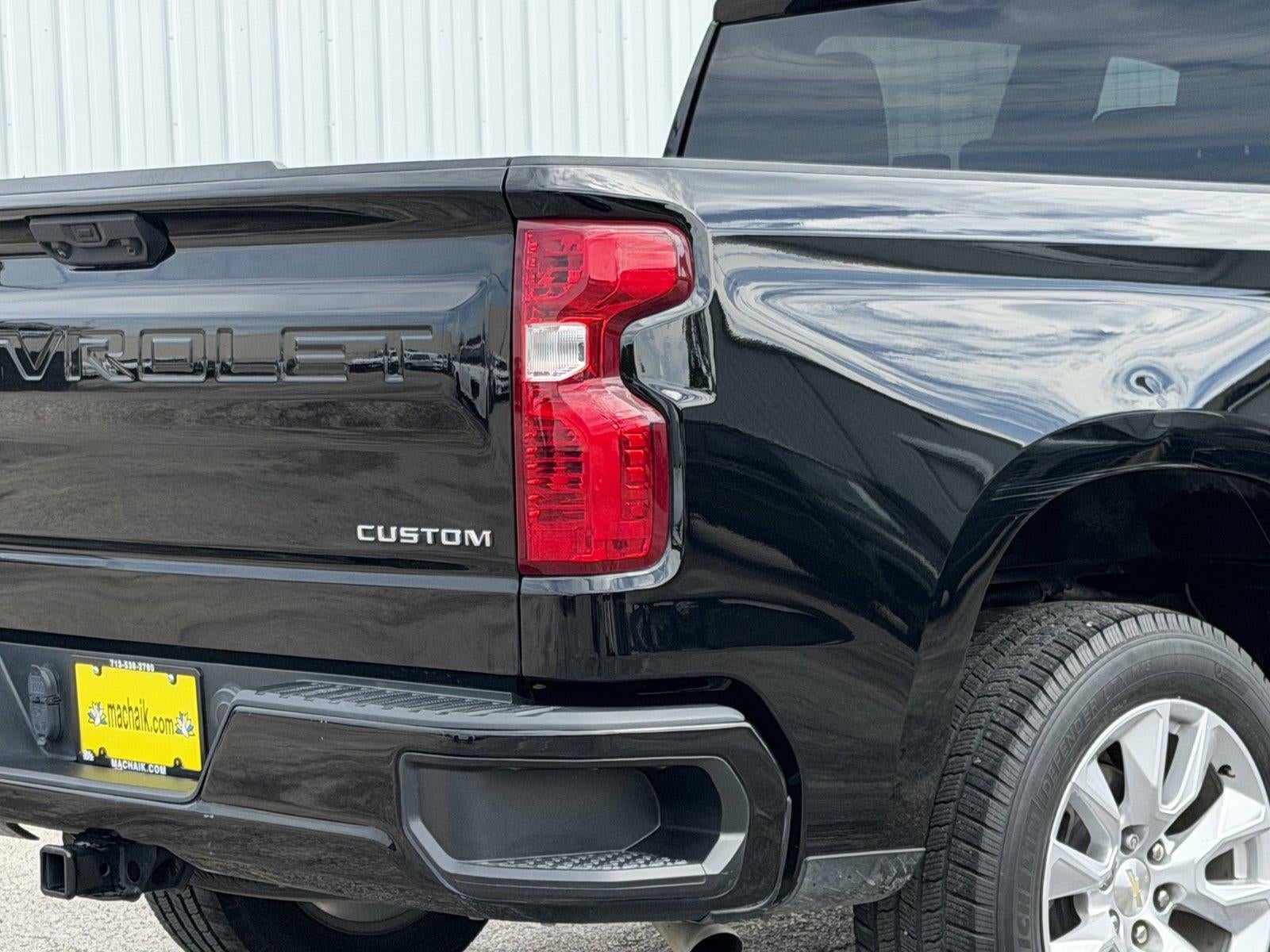 2022 Chevrolet Silverado 1500 Custom
