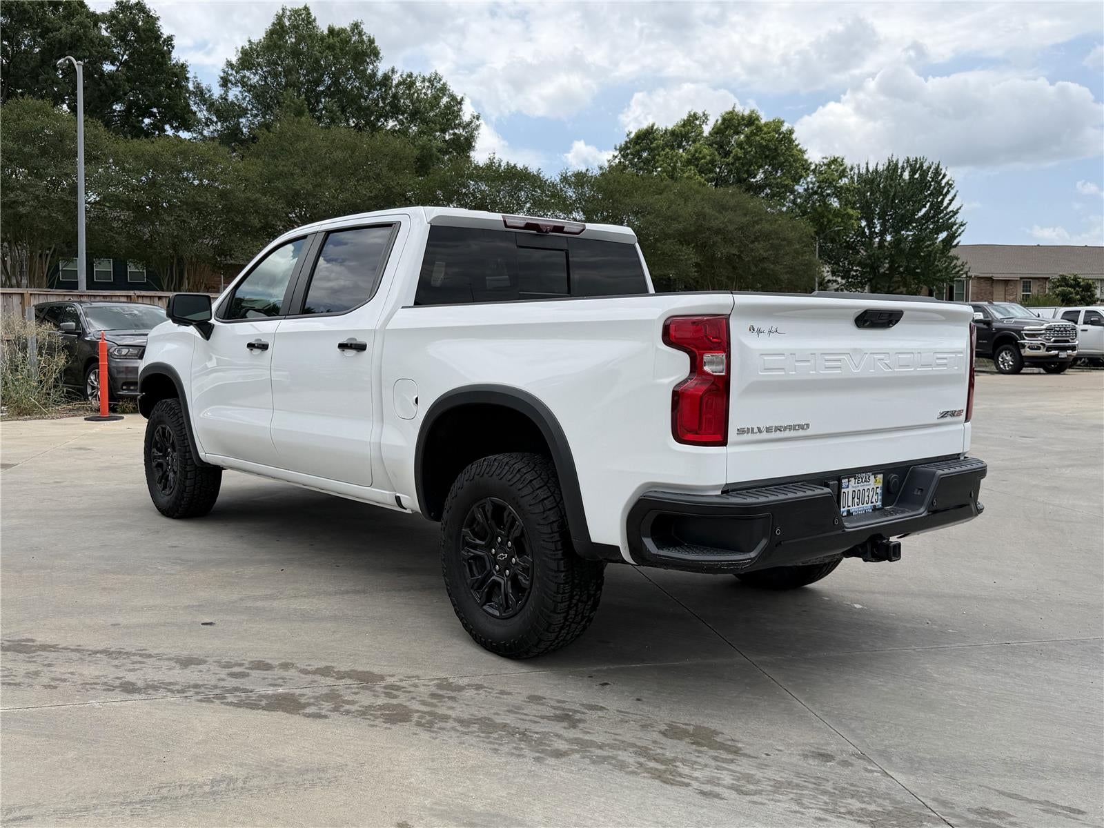 2023 Chevrolet Silverado 1500 4WD Crew Cab Short Bed ZR2