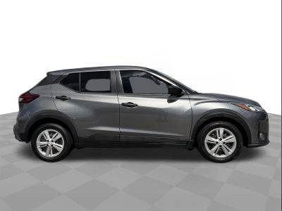 2021 Nissan KICKS S