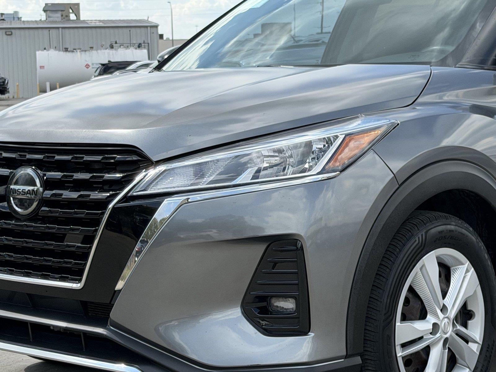 2021 Nissan KICKS S