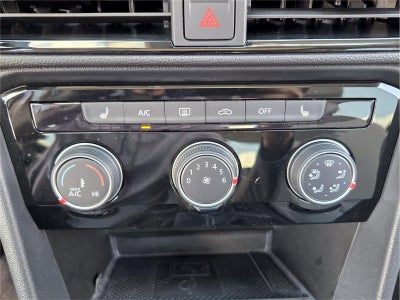 2023 Volkswagen TAOS SE