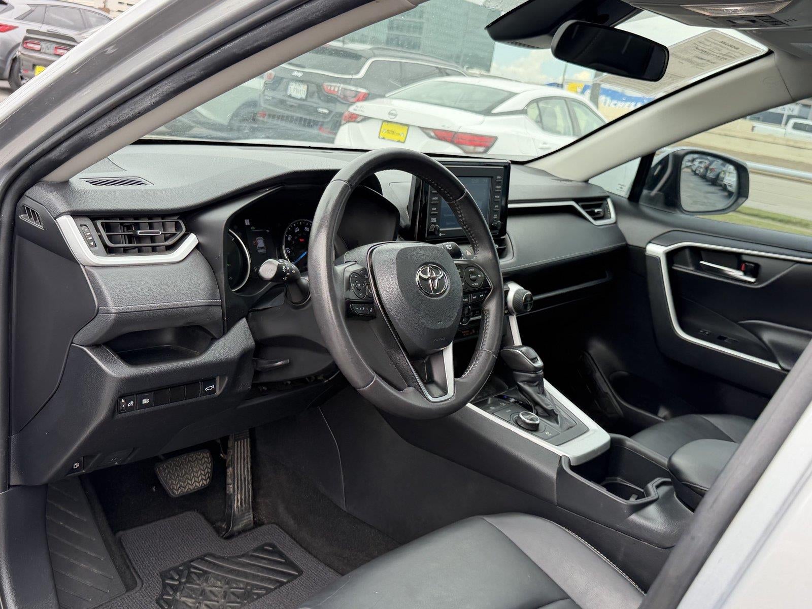 2022 Toyota Rav4 XLE Premium