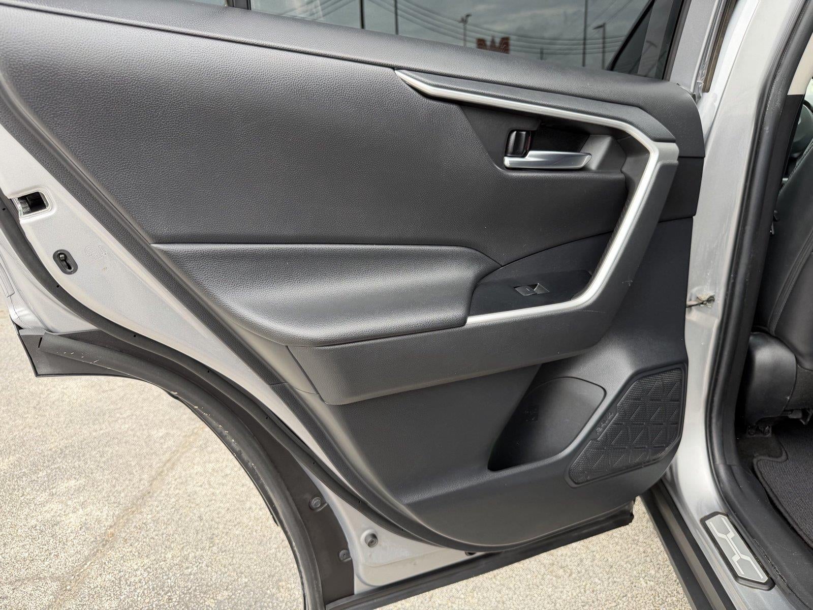 2022 Toyota Rav4 XLE Premium