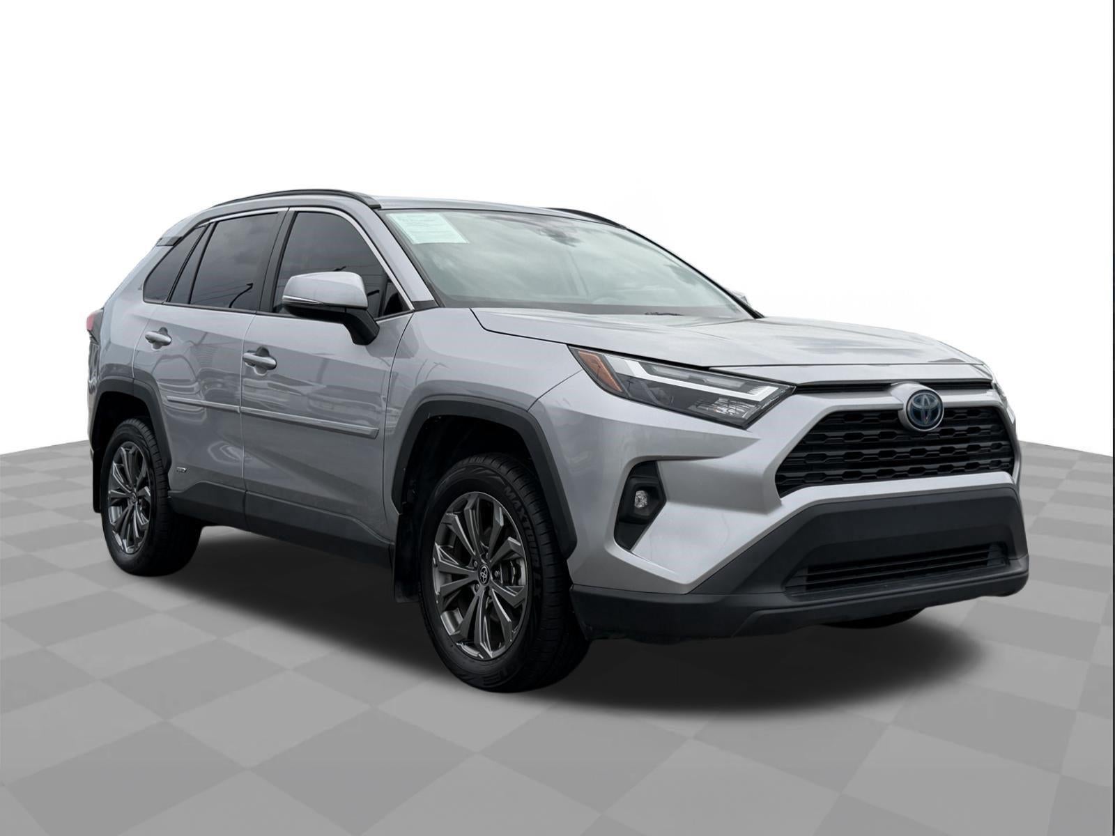2022 Toyota Rav4 XLE Premium