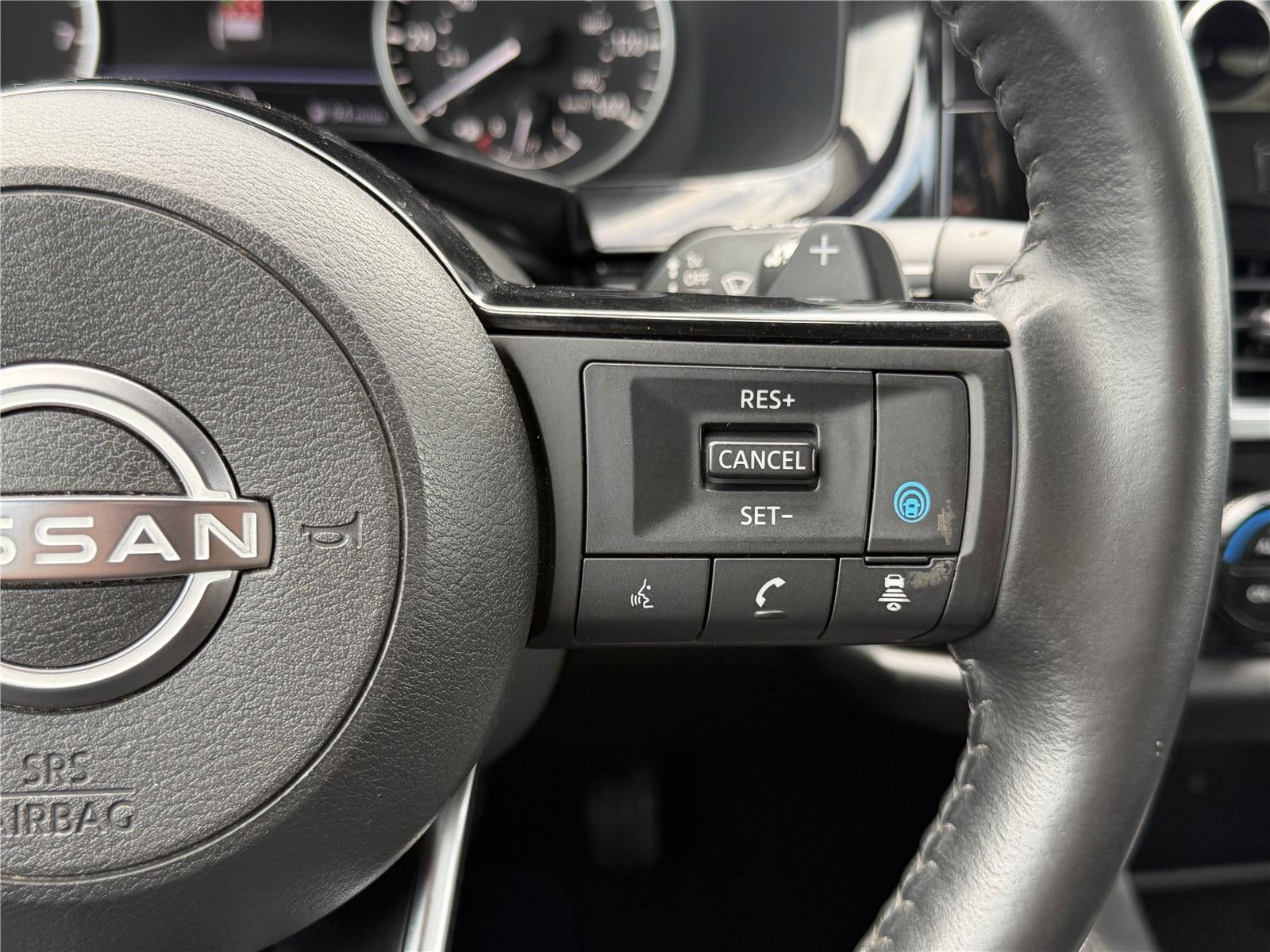 2023 Nissan Pathfinder SL FWD