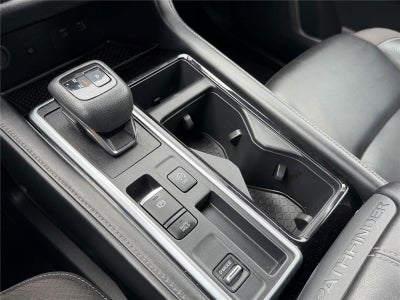 2023 Nissan Pathfinder SL FWD