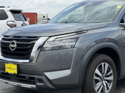 2023 Nissan Pathfinder SL FWD