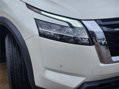 2024 Nissan PATHFINDER SL 4WD