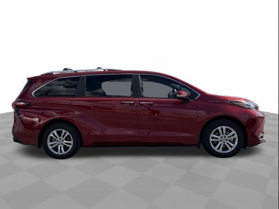 2024 Toyota Sienna Platinum 7-Passenger