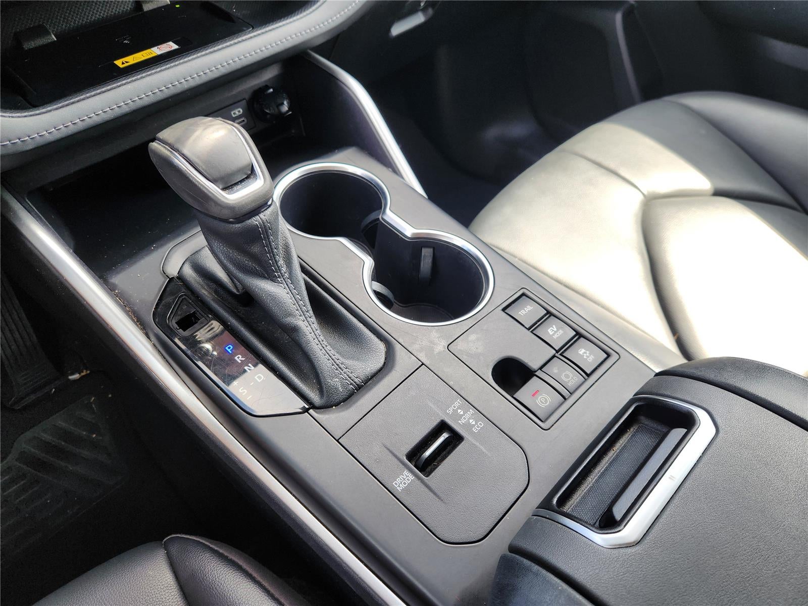 2023 Toyota Highlander Hyb Base