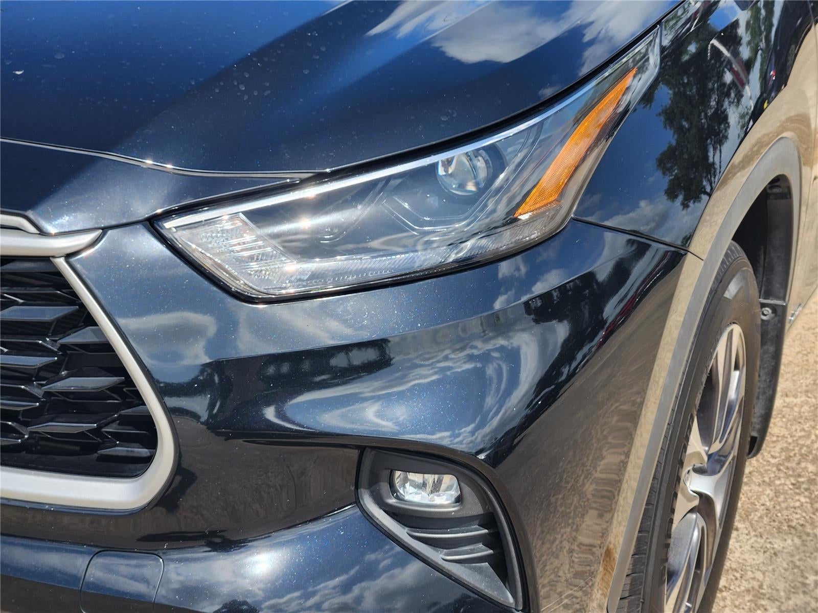 2023 Toyota Highlander Hyb Base