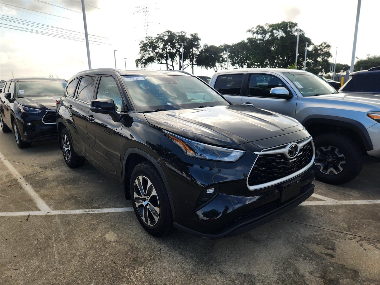 2023 Toyota Highlander XLE