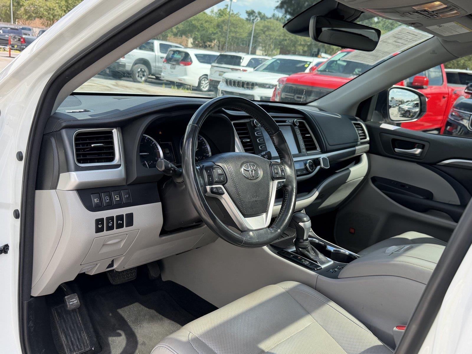 2018 Toyota Highlander Limited Platinum